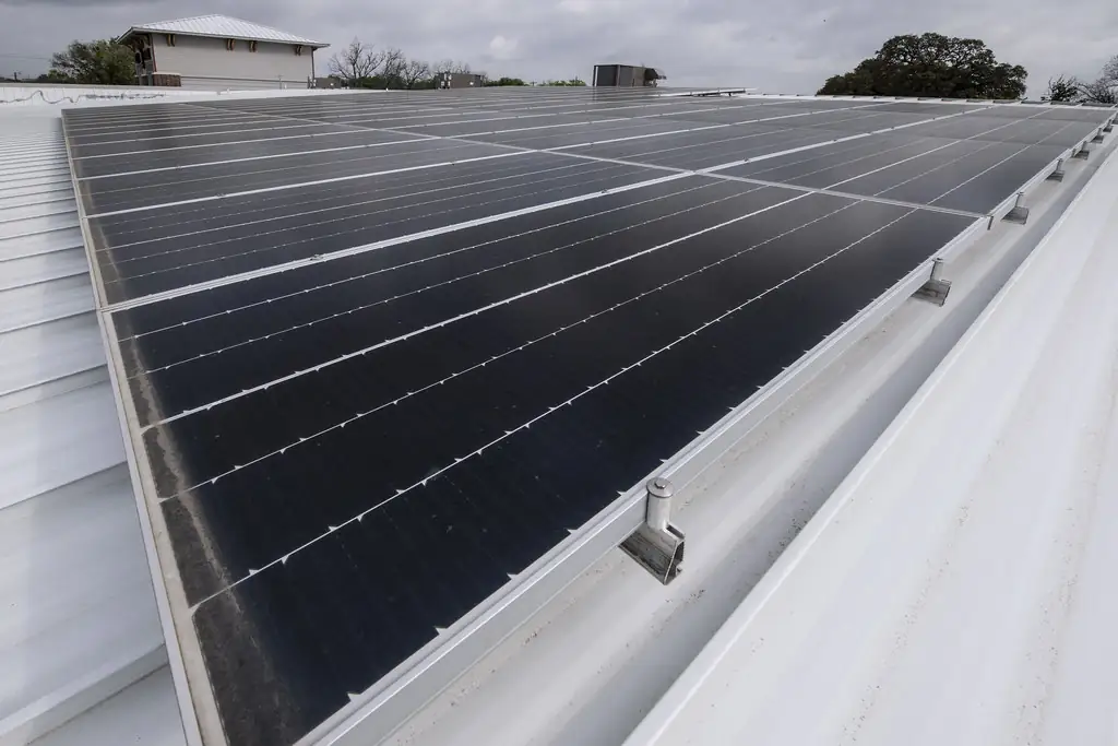 How to Choose the Right Solar Panels for Your Project